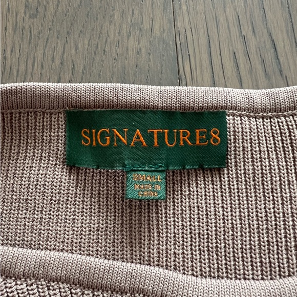 Signature 8 Top - Picture 3 of 3